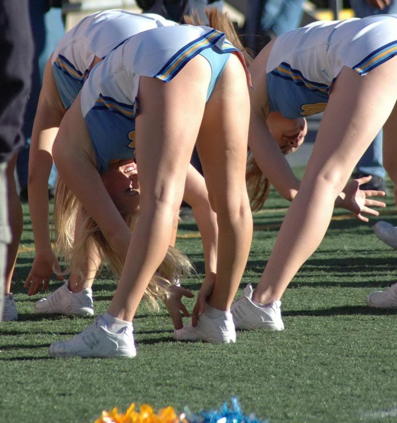 Cheerleaders Posing In Panties Pictures